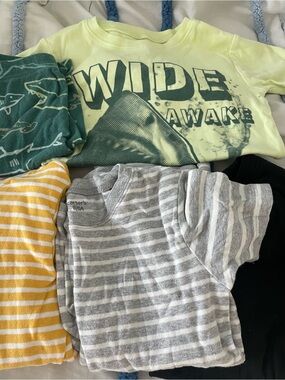 Boys PJs (4 sets)